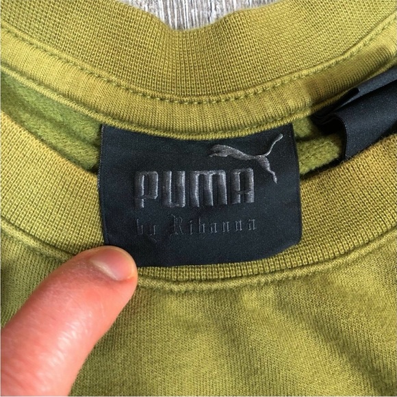 Puma Women’s Crop Top Sweatshirt Size S/P - Picture 6 of 10